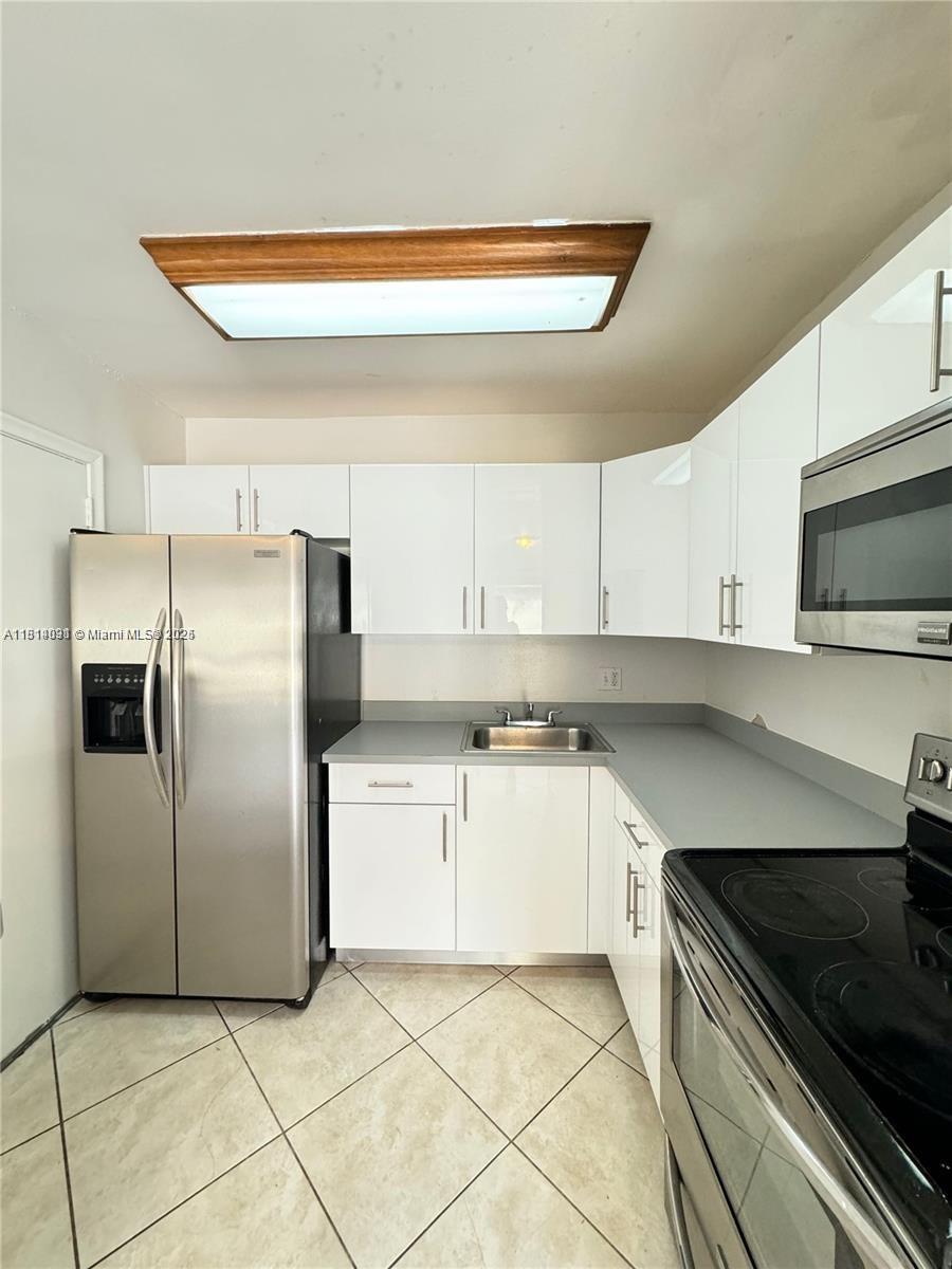 Property photo # 9