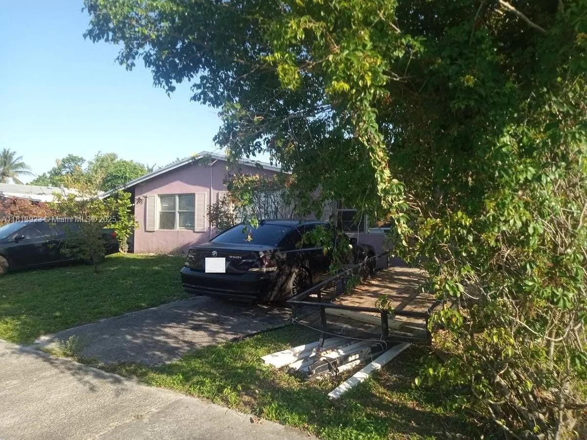 6250 NW 14th St, Sunrise, Florida image 2