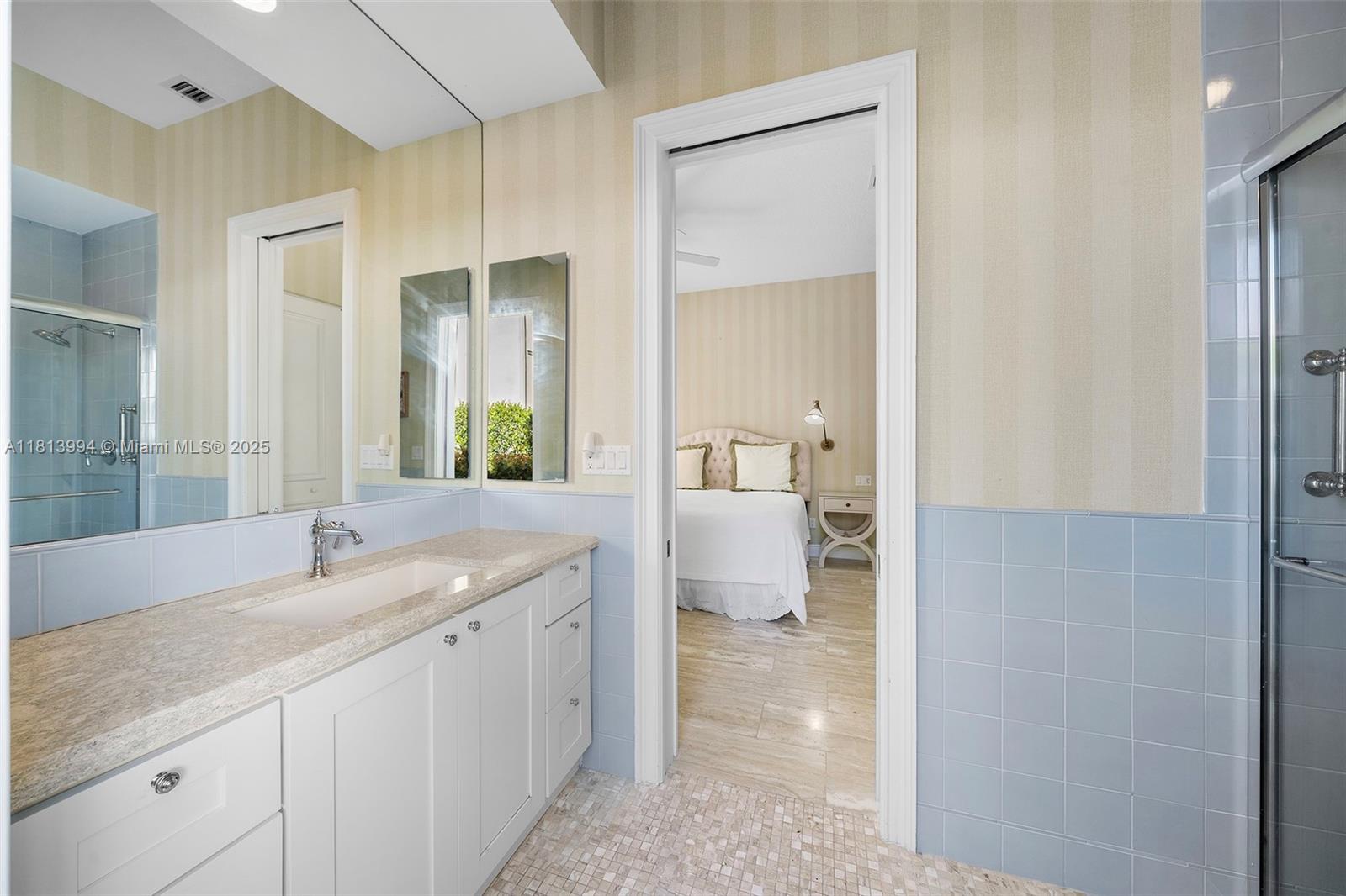 1445 Commodore Way, Hollywood, Florida image 35