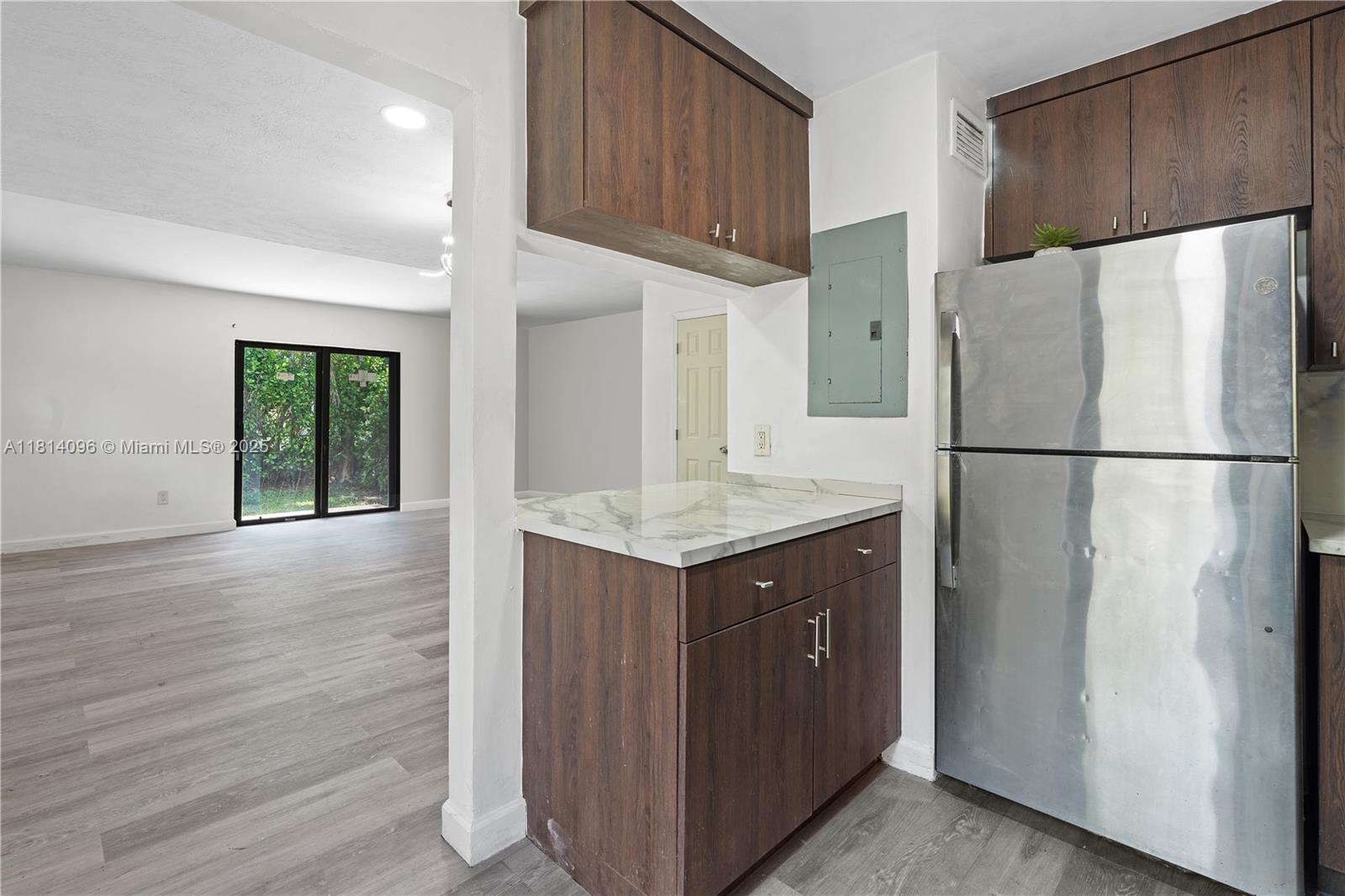 Property photo # 8