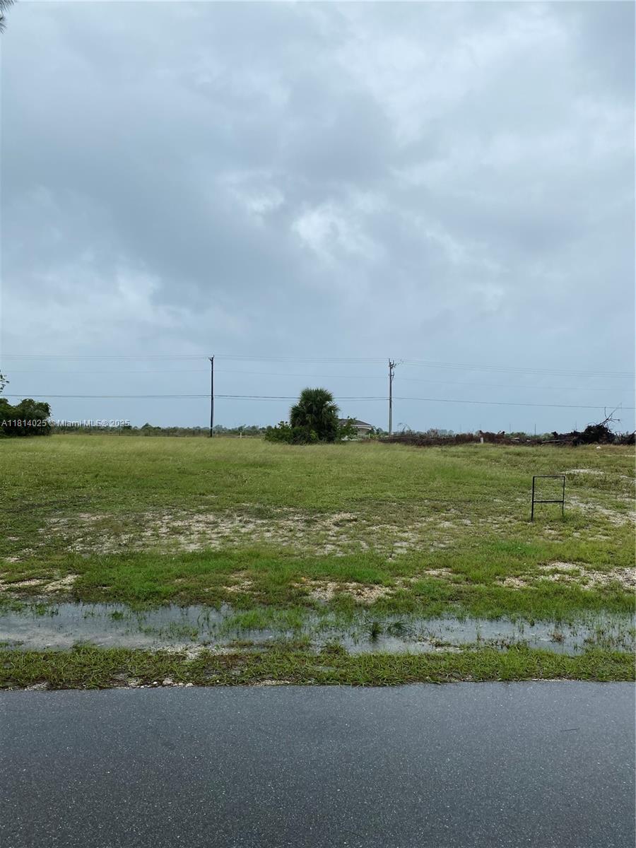 527 Nelson Rd, Cape Coral, Florida image 5