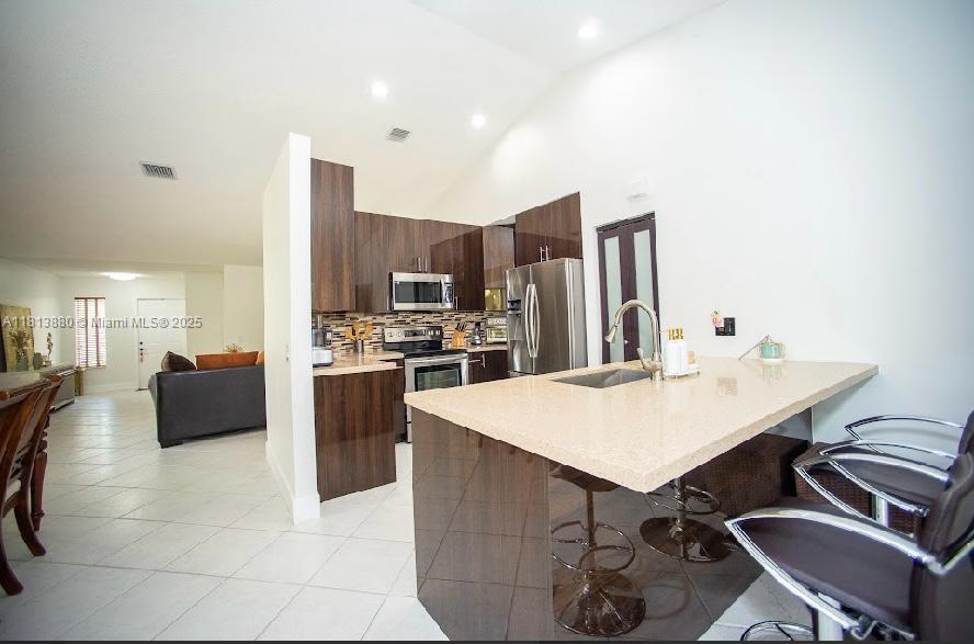 1353 Majesty Ter, Weston, Florida image 3