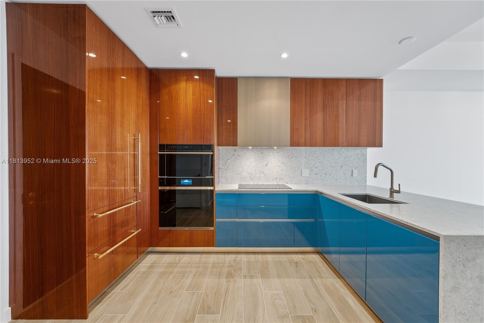 Property photo # 3
