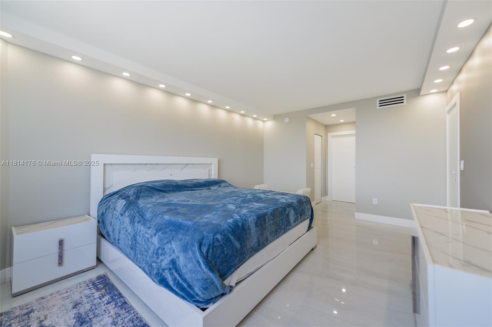 1985 S Ocean Dr #16Q, Hallandale Beach, Florida image 14