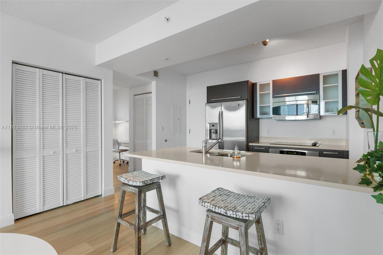 Property photo # 2