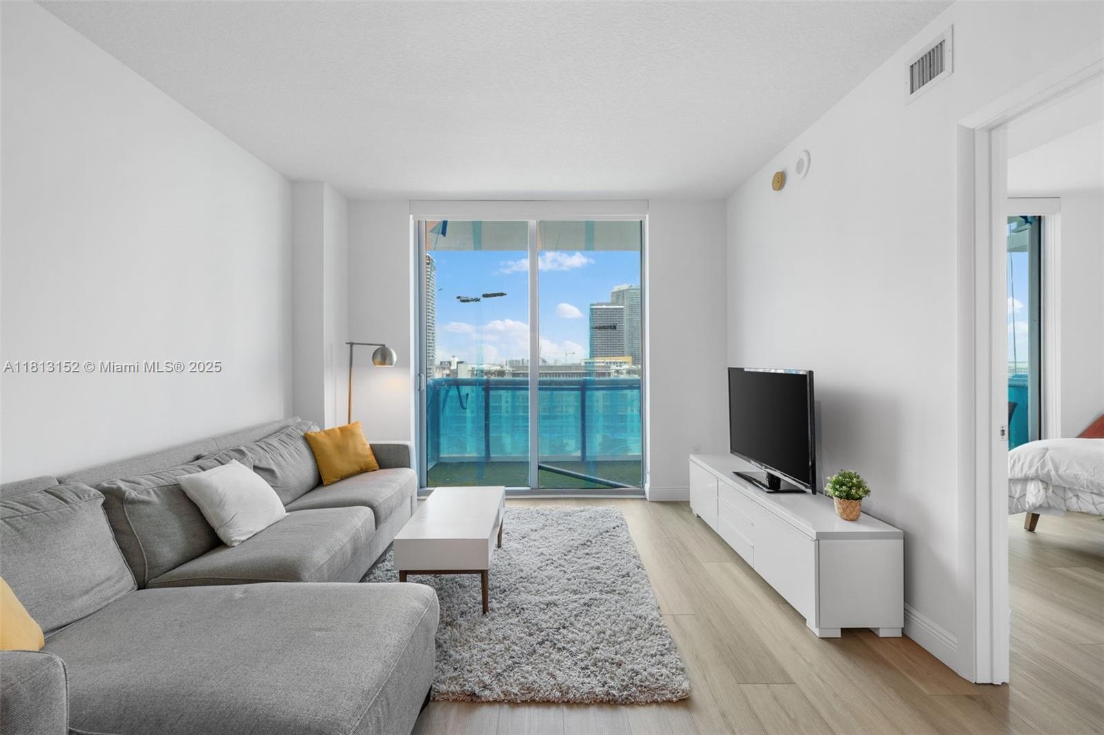 Property photo # 6
