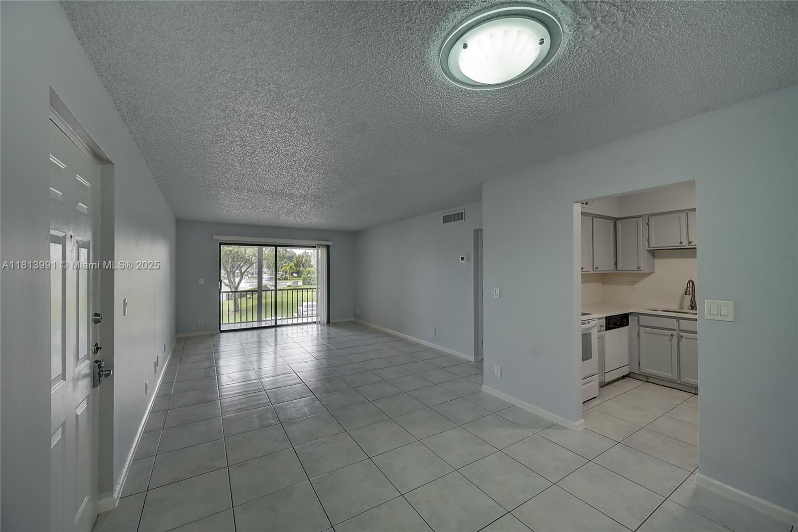 9965 Pineapple Tree Dr #203, Boynton Beach, Florida image 3