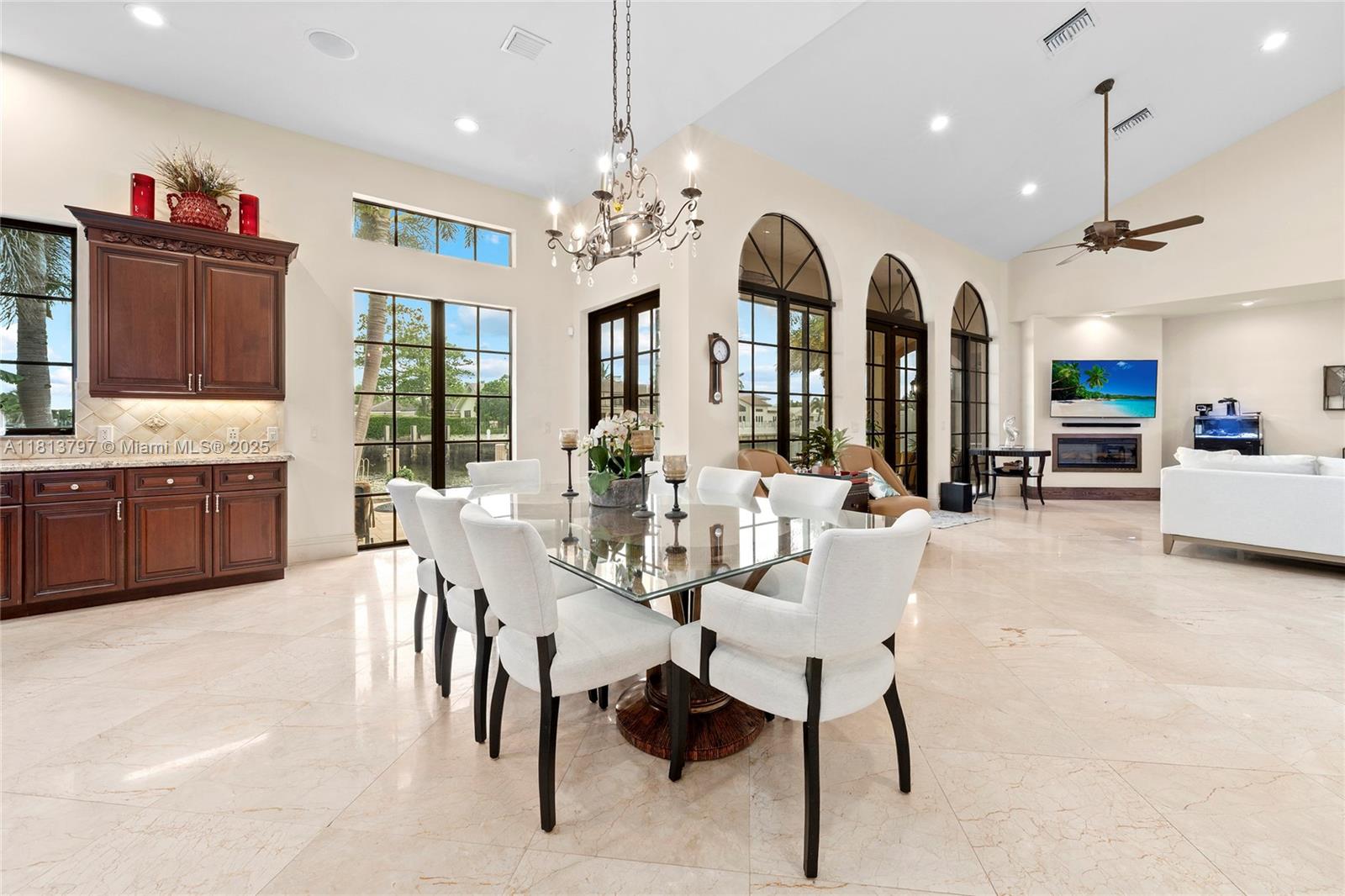 1437 SE 13th St, Deerfield Beach, Florida image 9