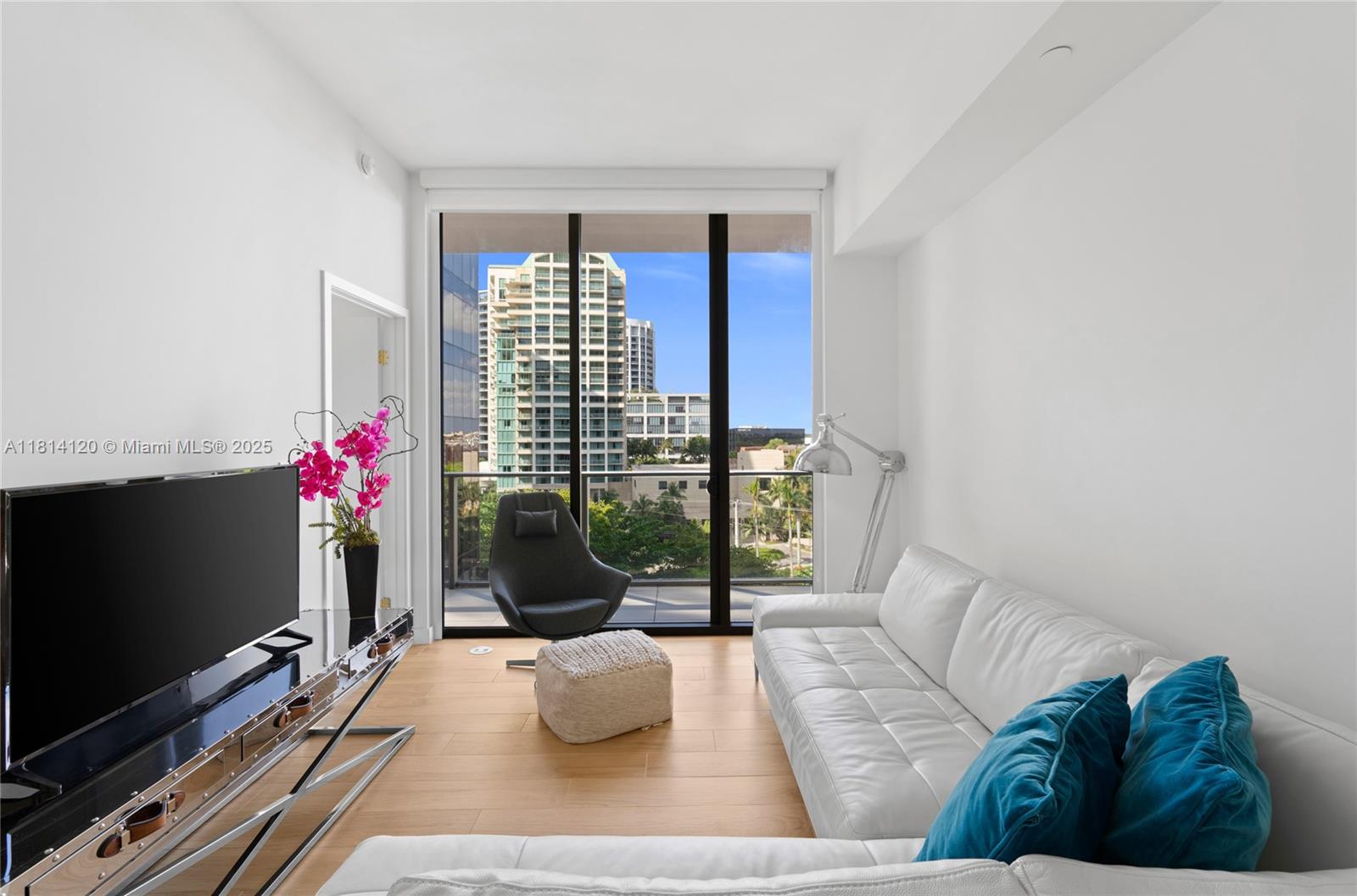 Property photo # 8