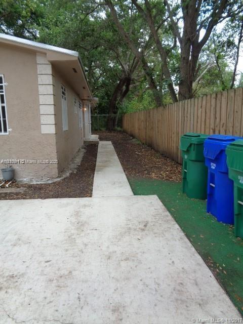 5545 NW 3rd Avenue, Miami, Florida image 10