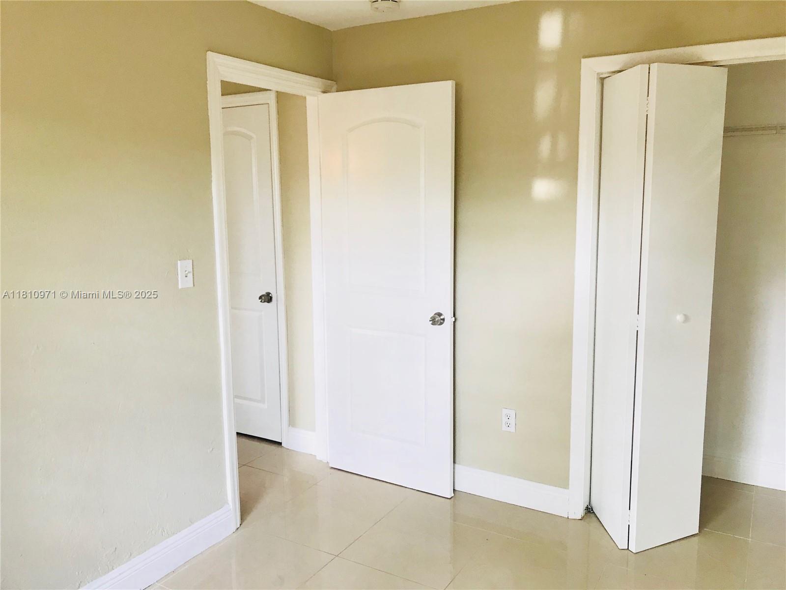 5545 NW 3rd Avenue, Miami, Florida image 17