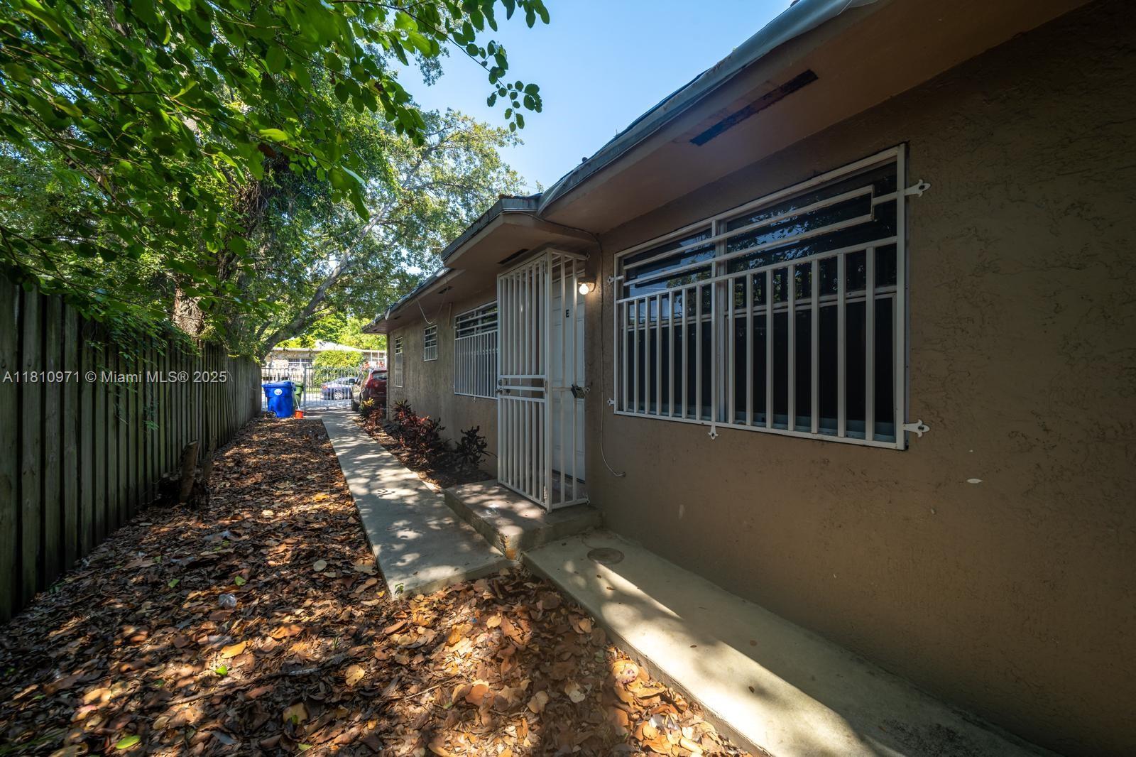 5545 NW 3rd Avenue, Miami, Florida image 21