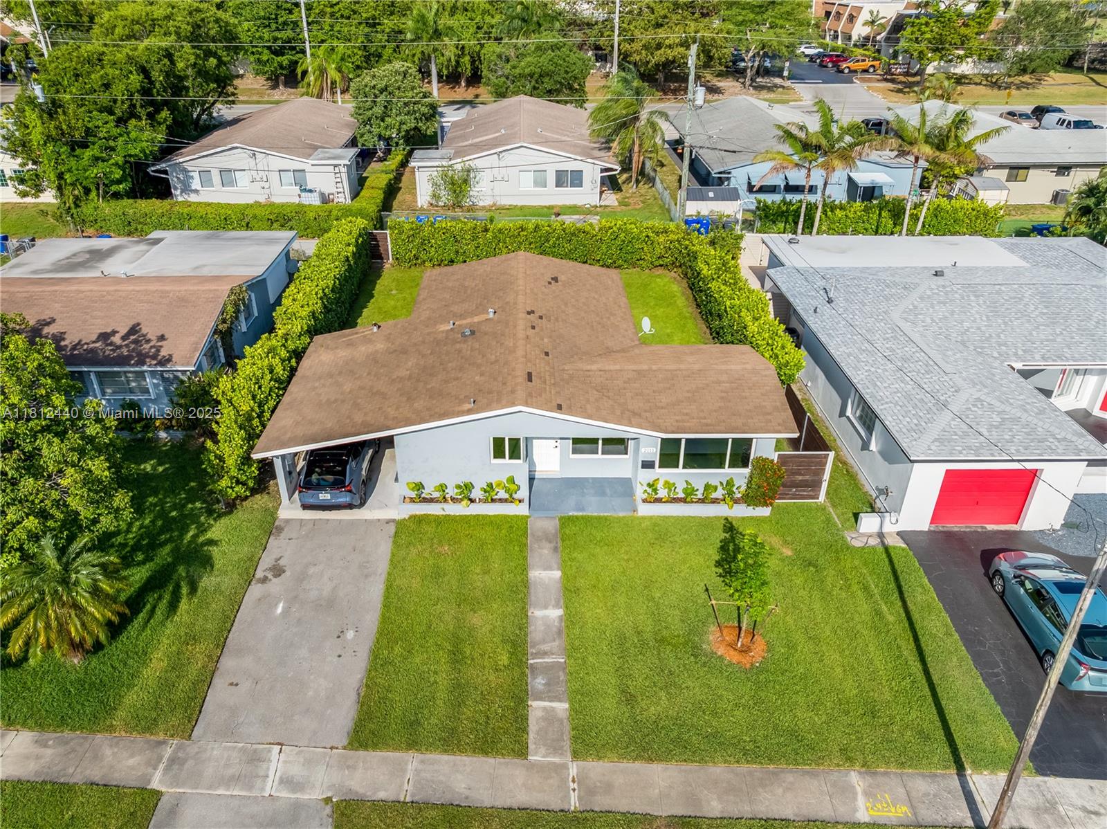 2111 NE 14th Ct, Hollywood, Florida image 2