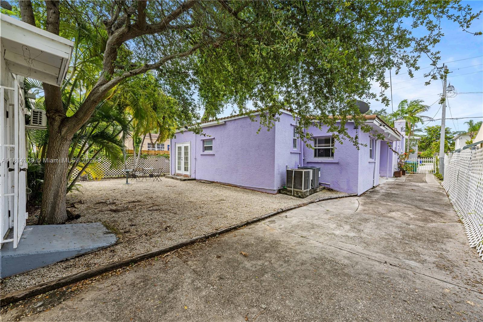 531 NE 71st St, Miami, Florida image 3