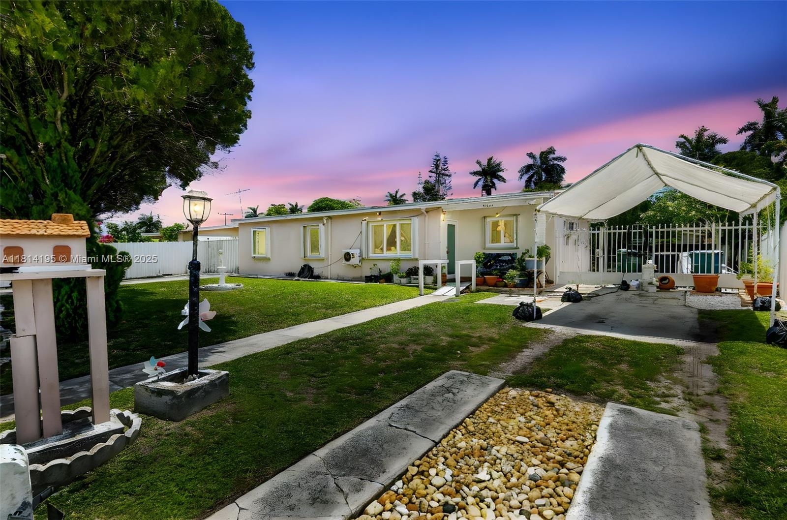 11240 SW 47th St, Miami, Florida image 2