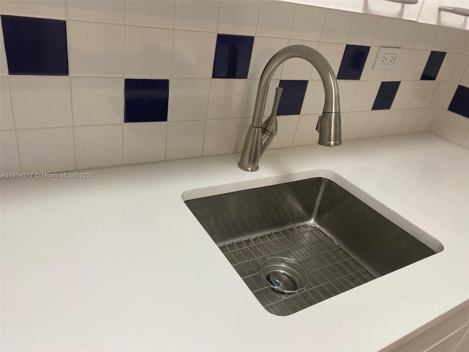 1500 Bay Rd #1274S, Miami Beach, Florida image 11