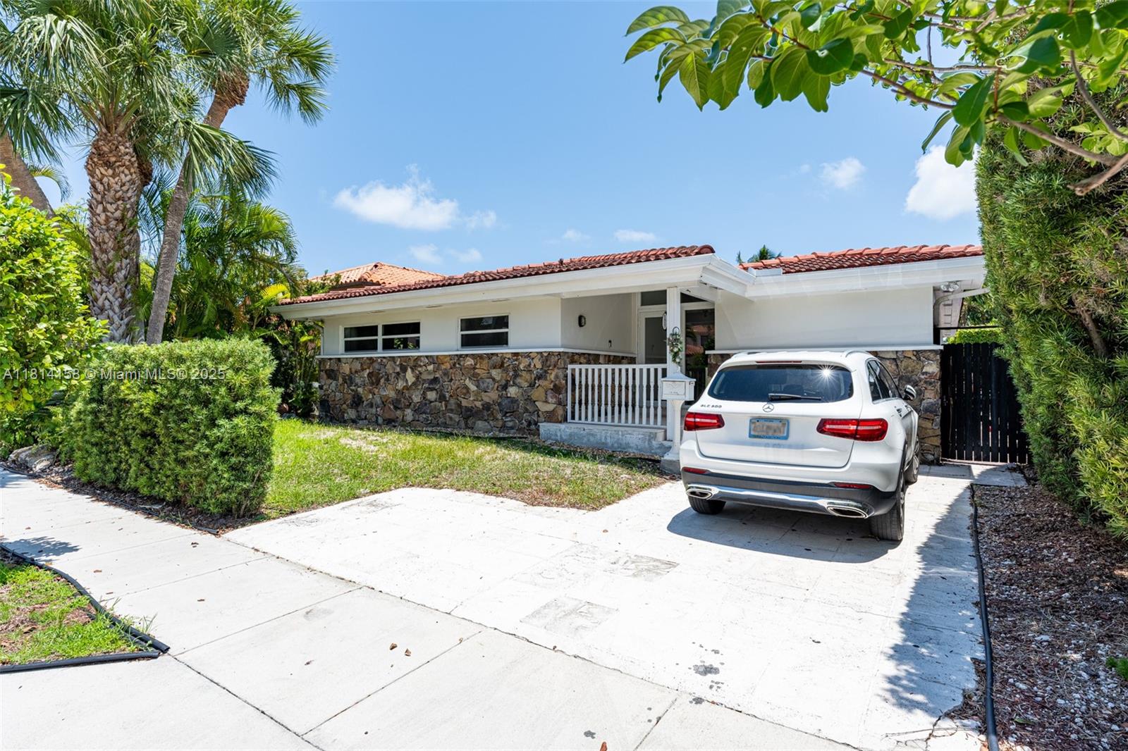 Property photo # 2