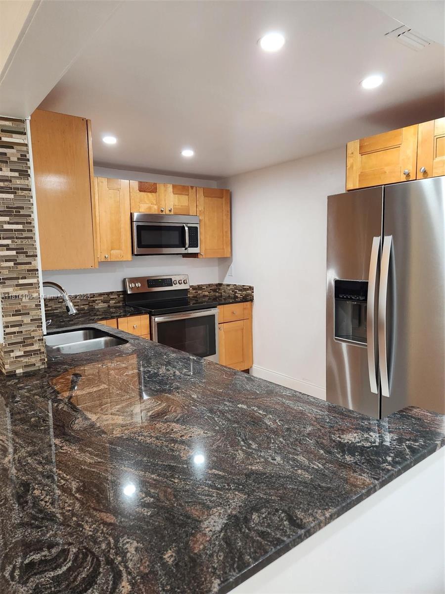 Property photo # 0
