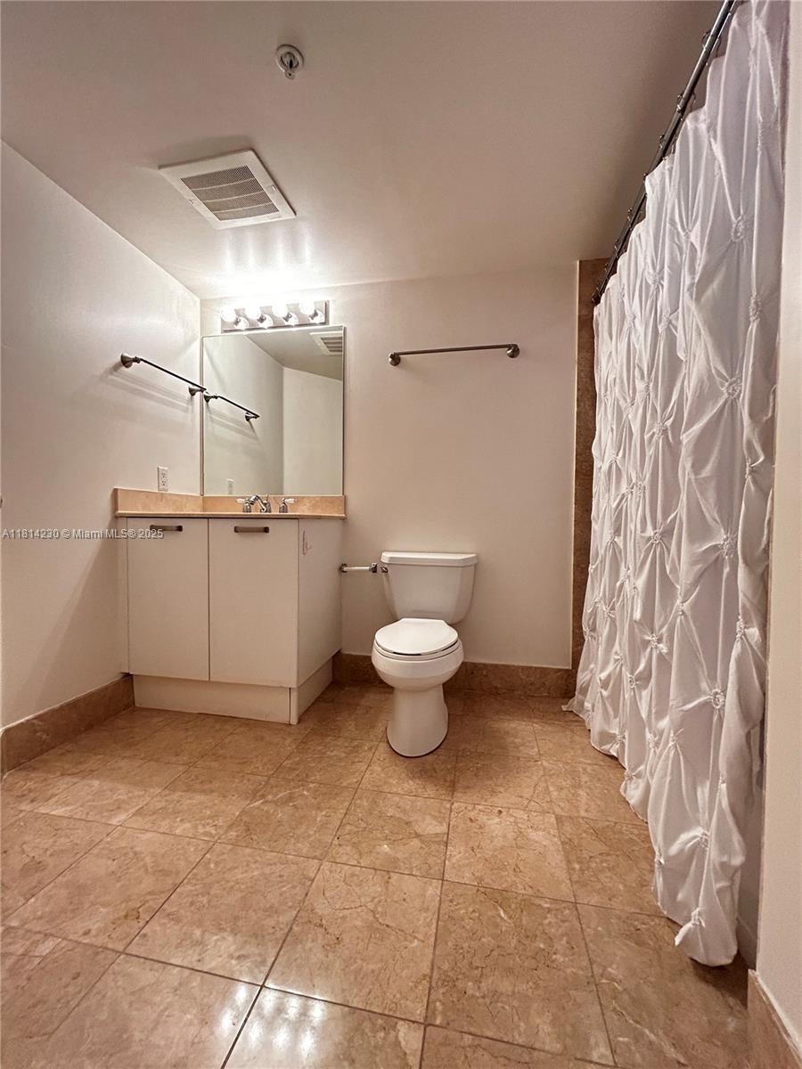 2001 N Ocean Blvd #701, Fort Lauderdale, Florida image 21