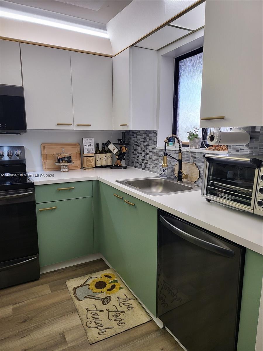 4820 W Lucerne Lakes Blvd W #305, Lake Worth, Florida image 10