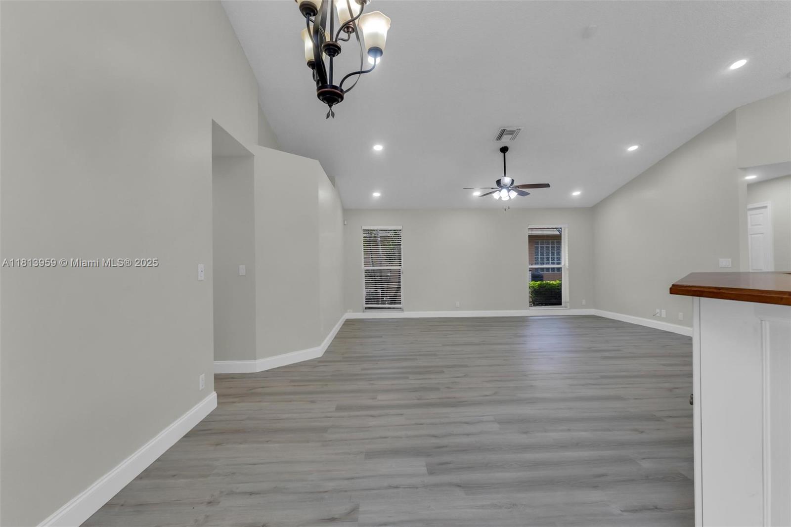 9935 NW 49th Pl, Coral Springs, Florida image 17