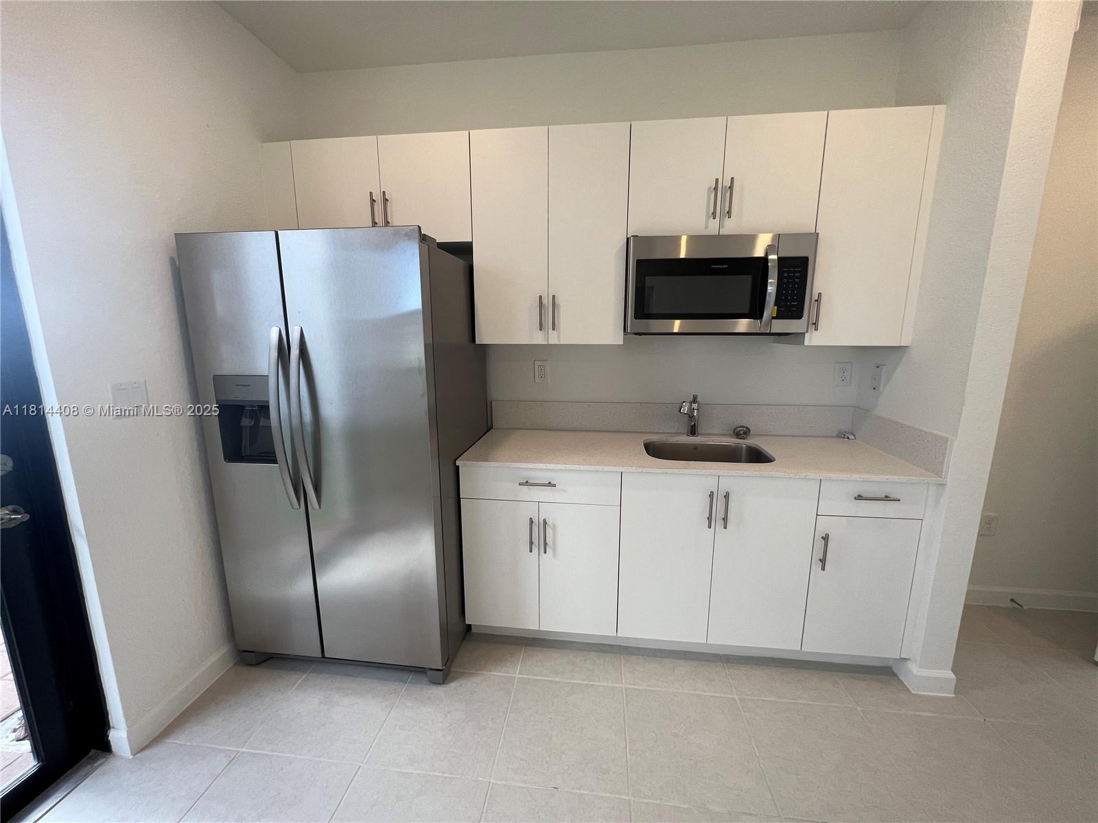 Property photo # 0