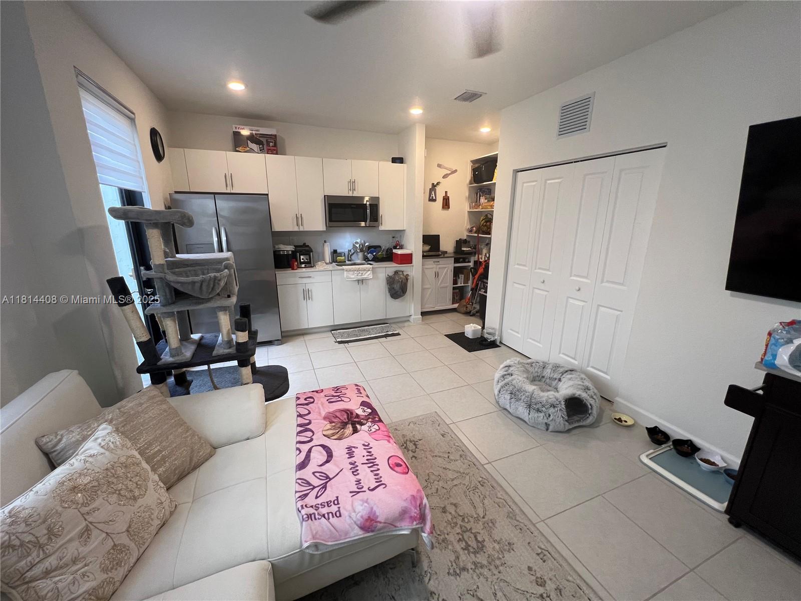 Property photo # 3