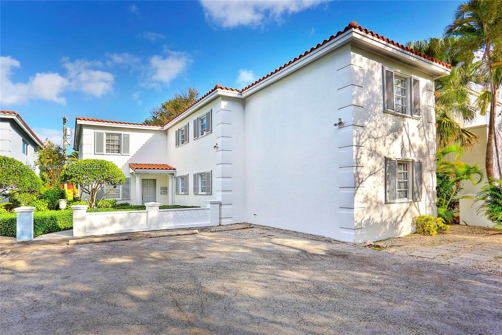 Property photo # 0