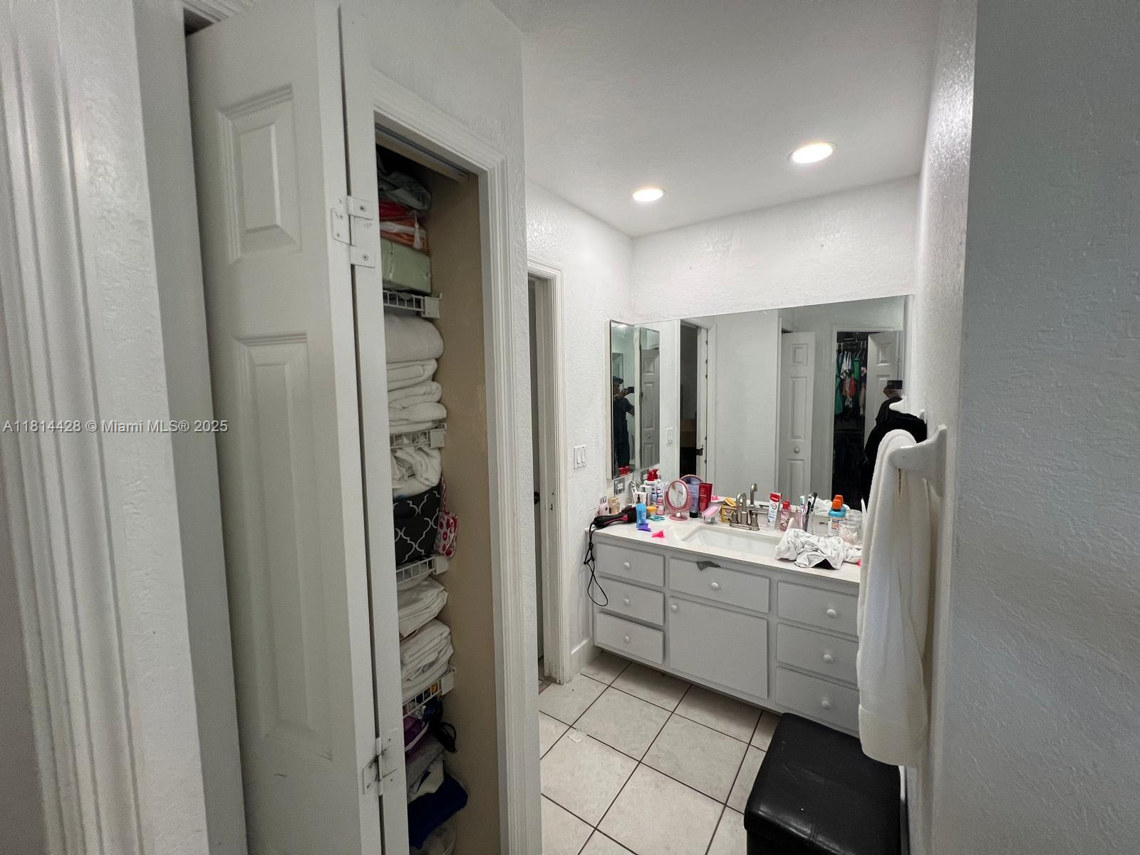4426 Sw Santa Barbara Pl, Cape Coral, Florida image 13