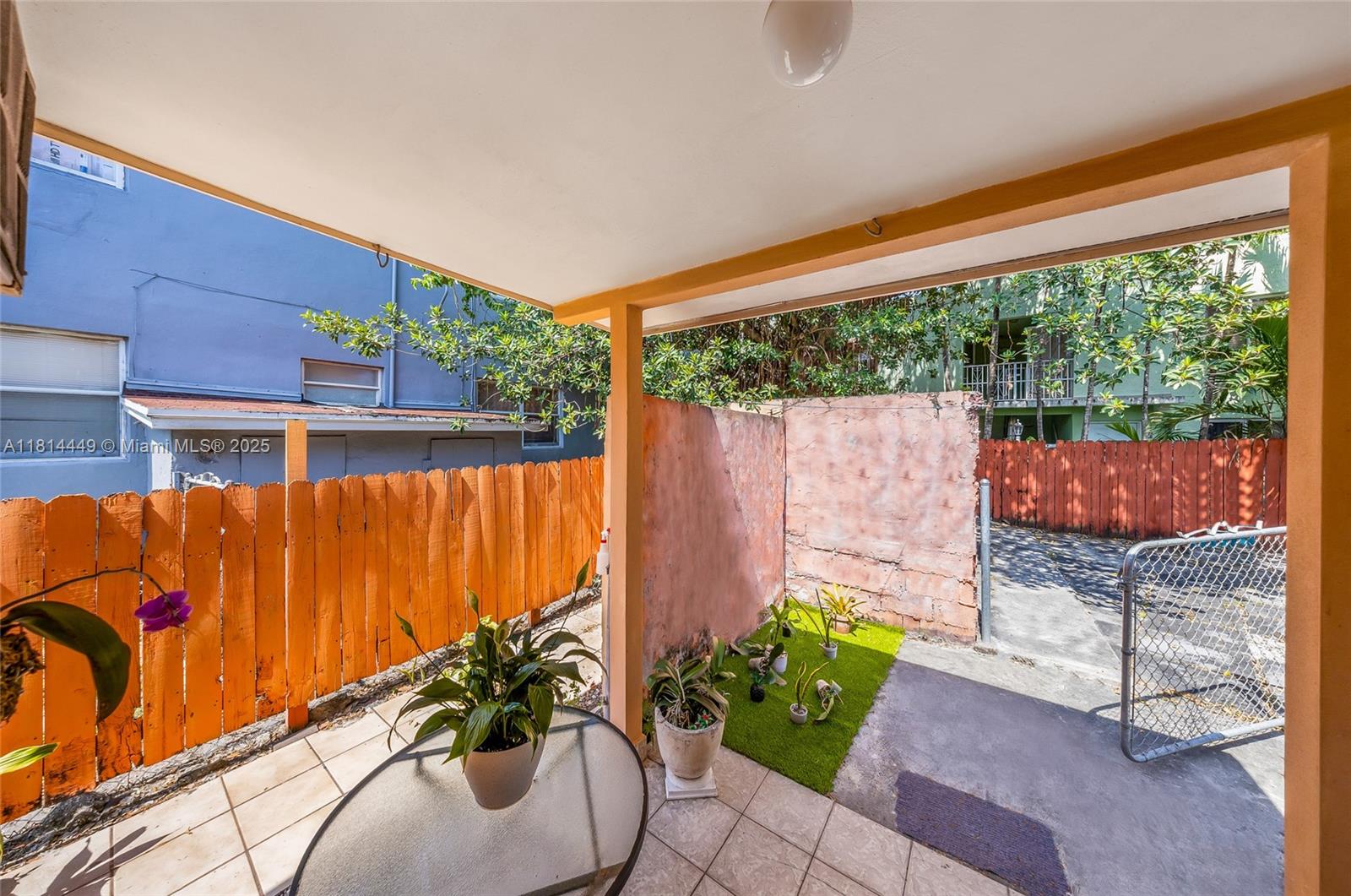 625 SW 16th Ave, Miami, Florida image 21