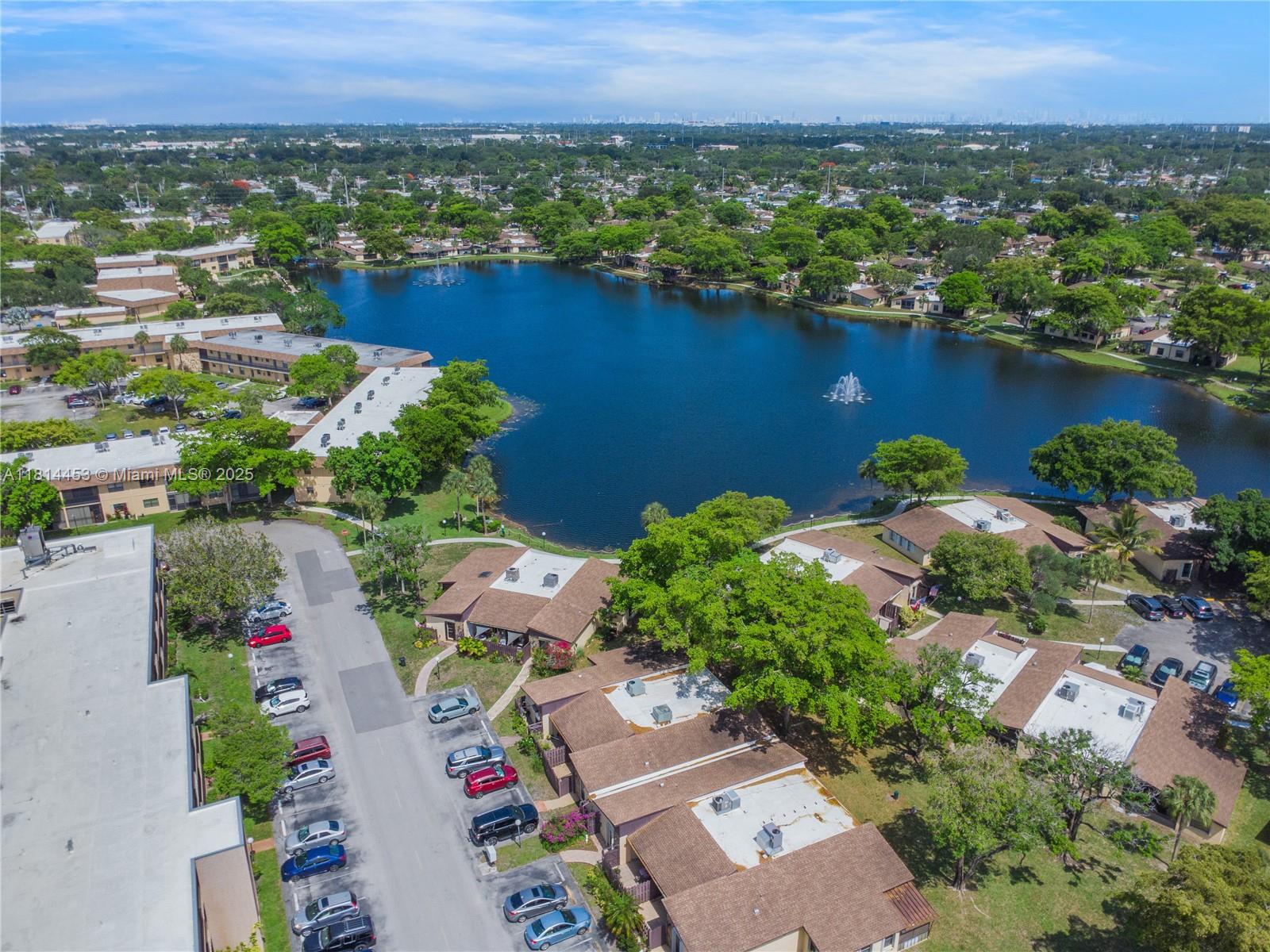 110 Gate Rd #2-64, Hollywood, Florida image 11