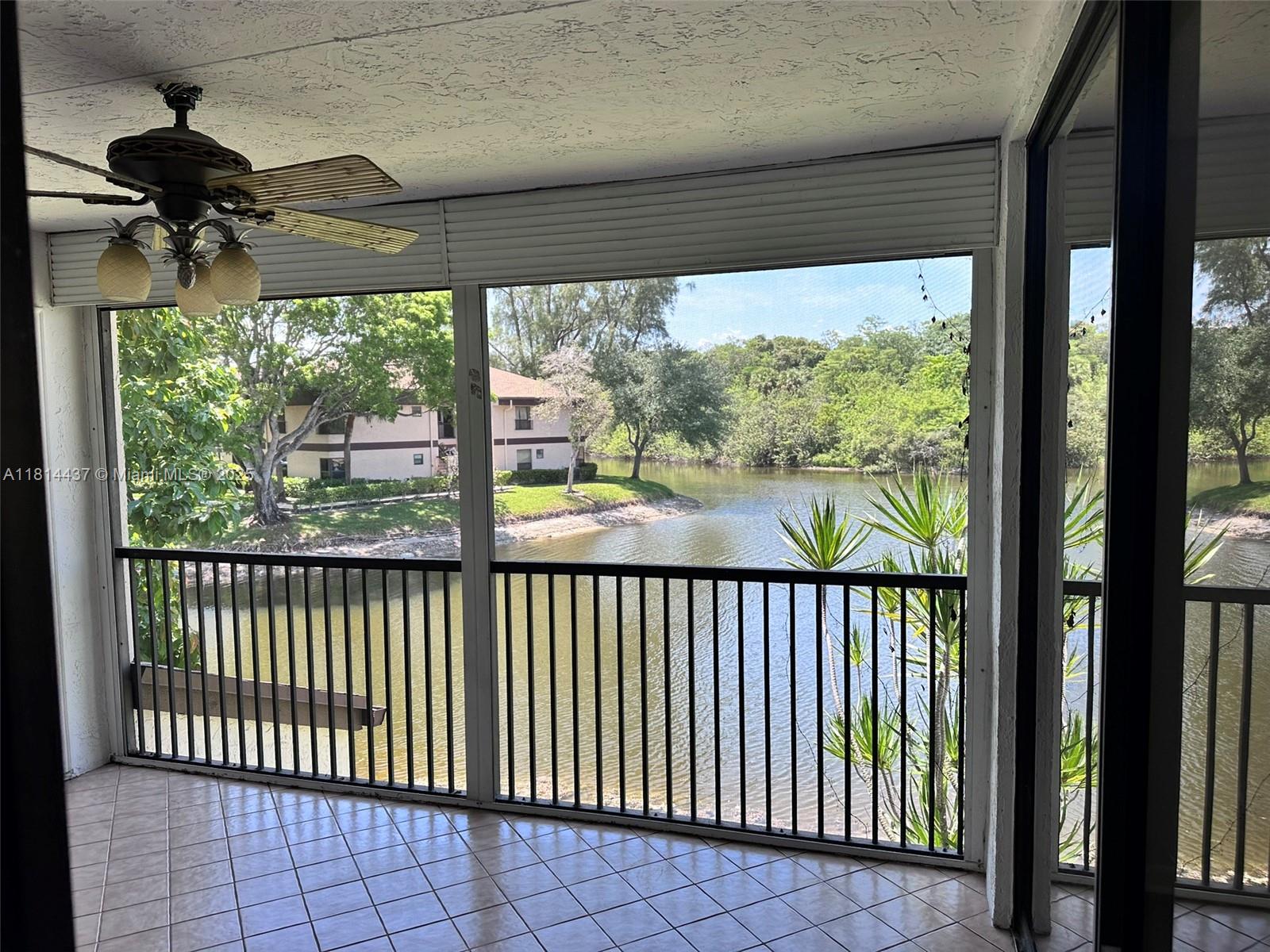 2526 N Carambola Cir N #1821, Coconut Creek, Florida image 11