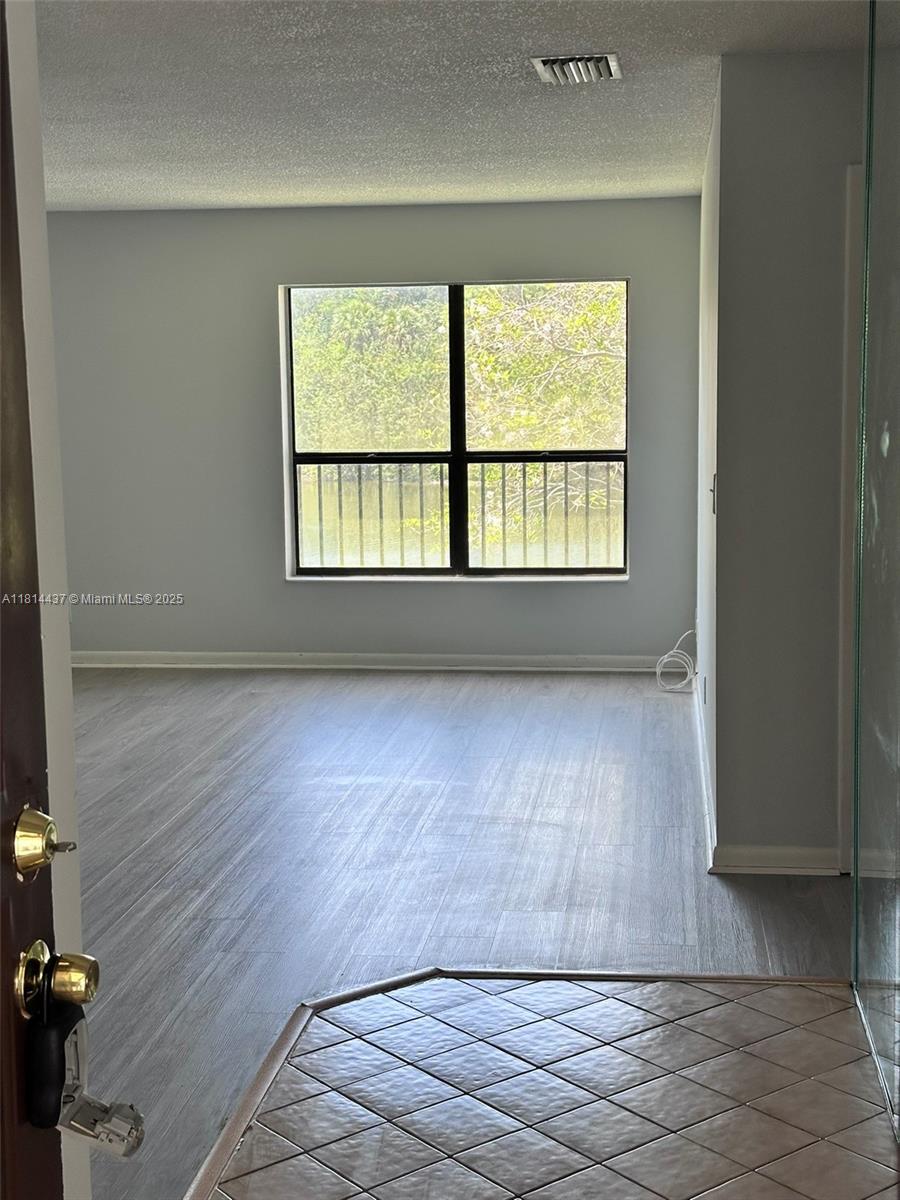 2526 N Carambola Cir N #1821, Coconut Creek, Florida image 2