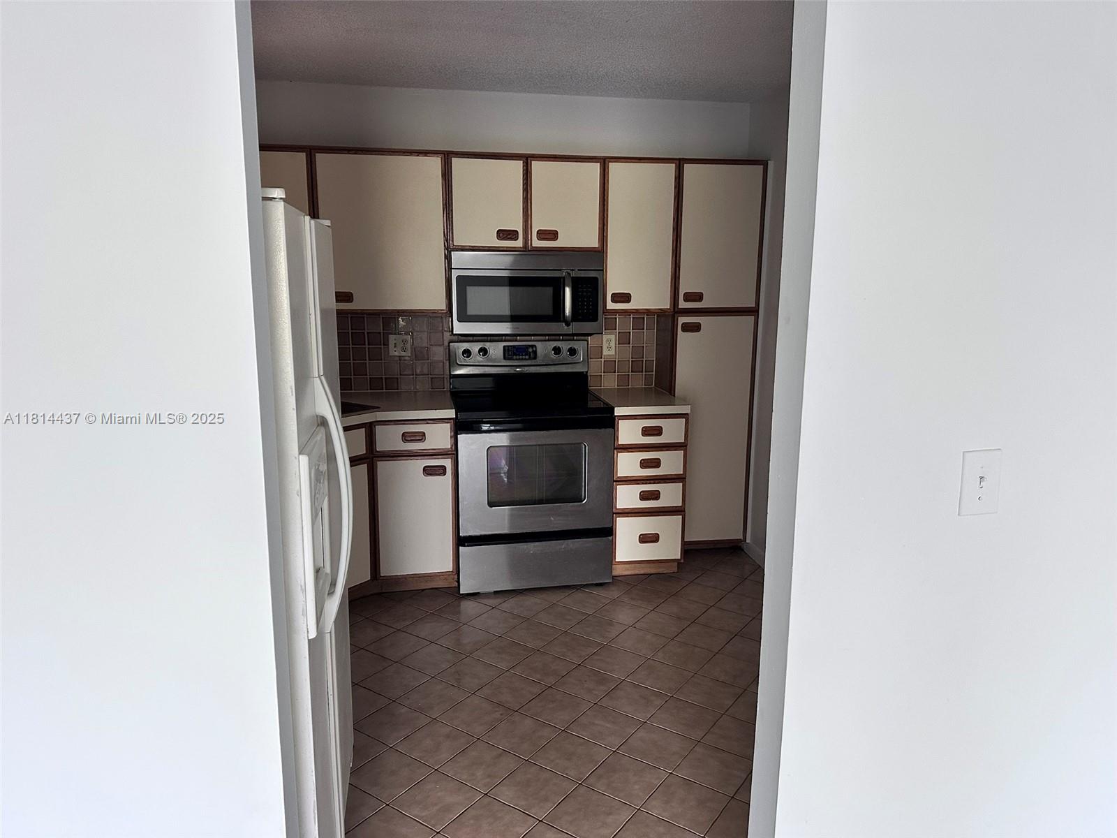 2526 N Carambola Cir N #1821, Coconut Creek, Florida image 5