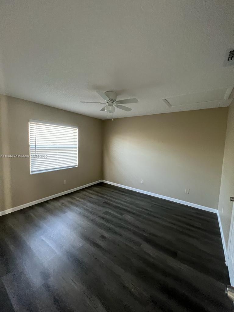 617 Ixoria Ave #18, Fort Pierce, Florida image 2
