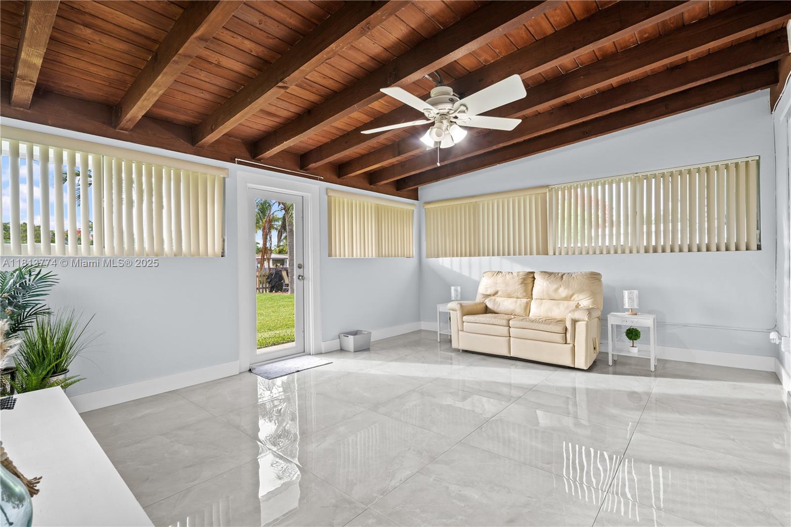 19660 Bel Aire Dr, Cutler Bay, Florida image 28