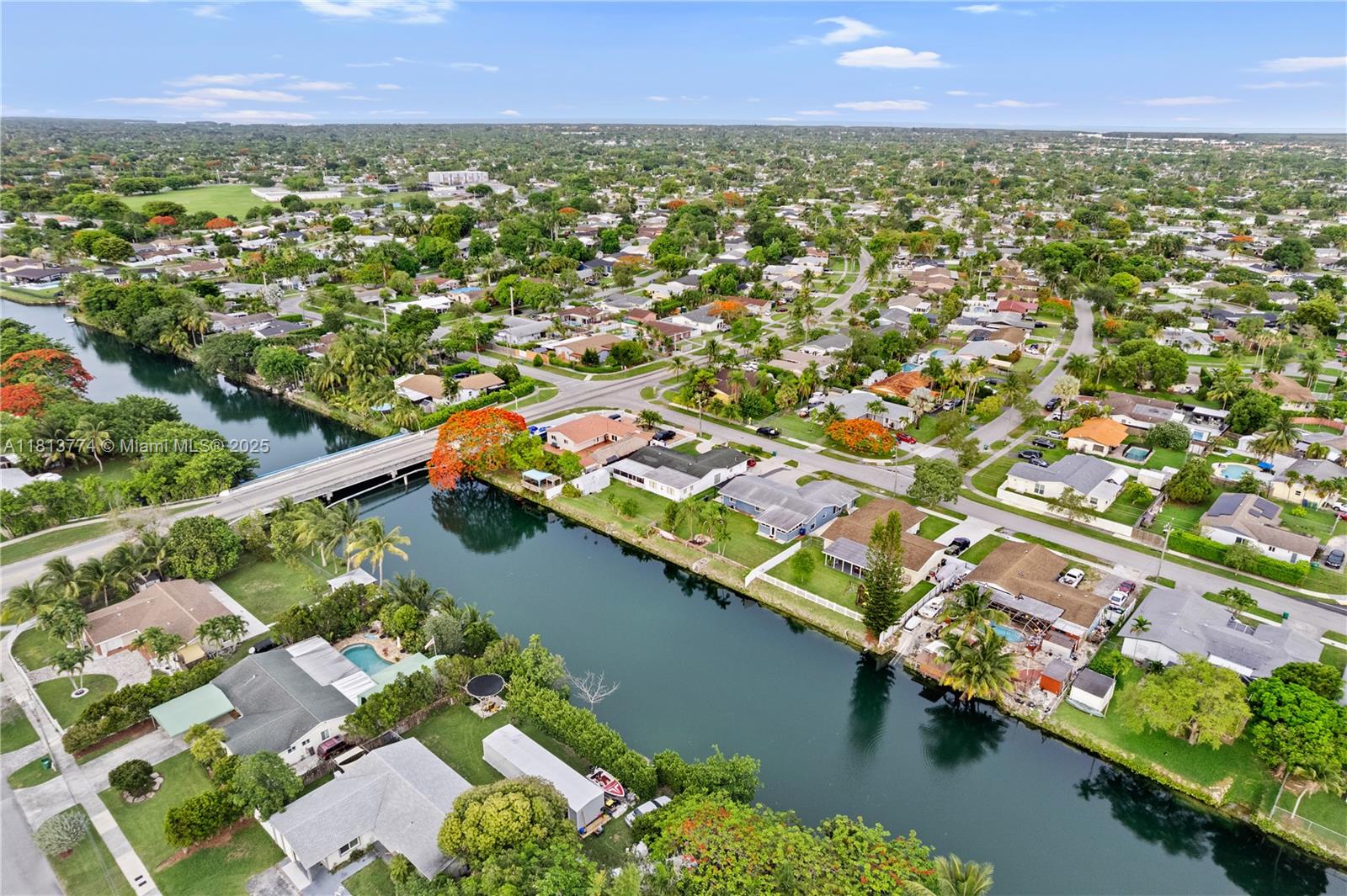 19660 Bel Aire Dr, Cutler Bay, Florida image 46