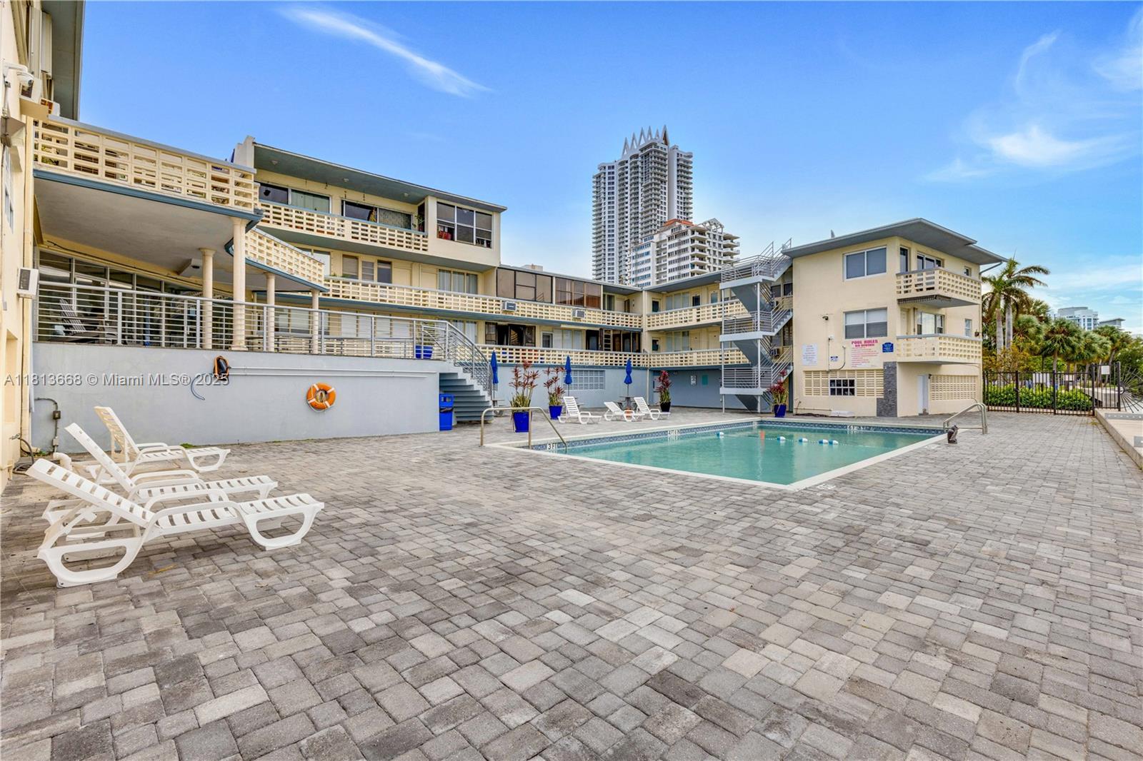 Property photo # 4