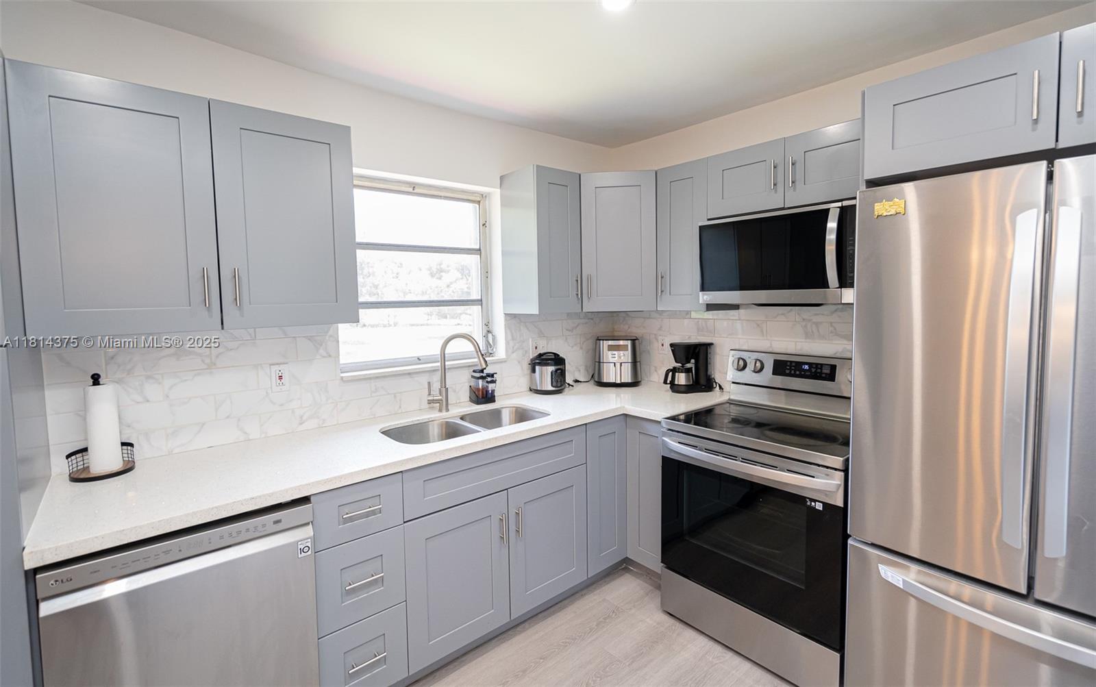 5300 Washington St #T227, Hollywood, Florida image 25
