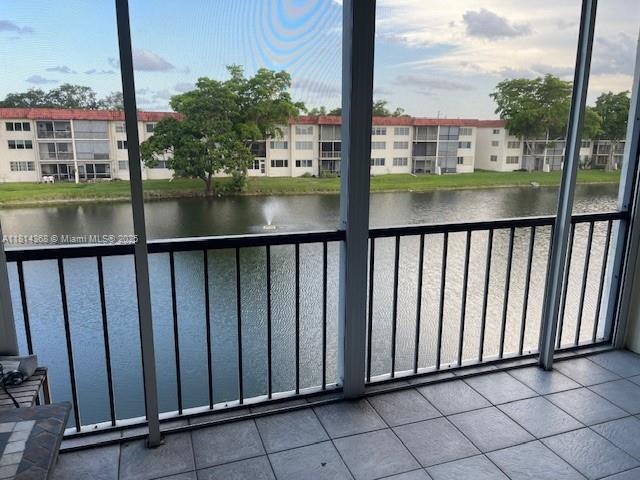 361 S Hollybrook Dr #310, Pembroke Pines, Florida image 1