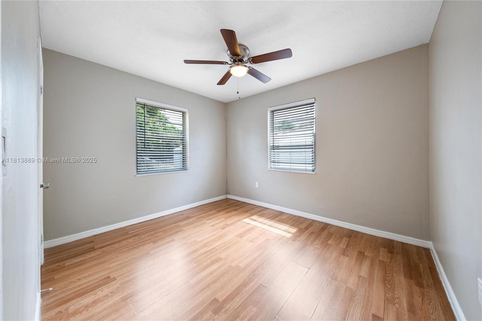 2431 Rodman St, Hollywood, Florida image 16