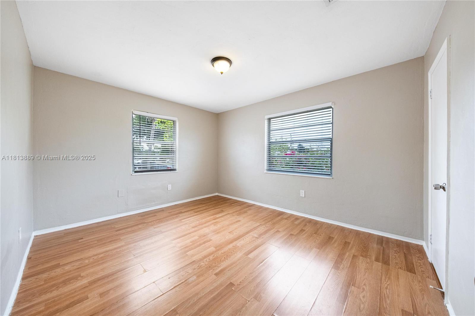 2431 Rodman St, Hollywood, Florida image 18