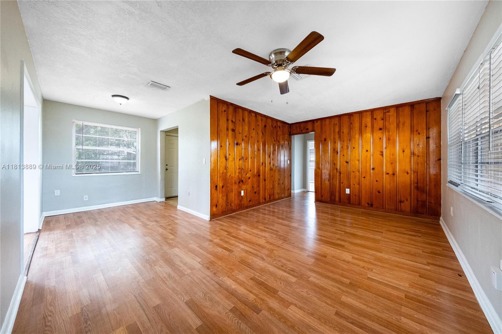 2431 Rodman St, Hollywood, Florida image 6