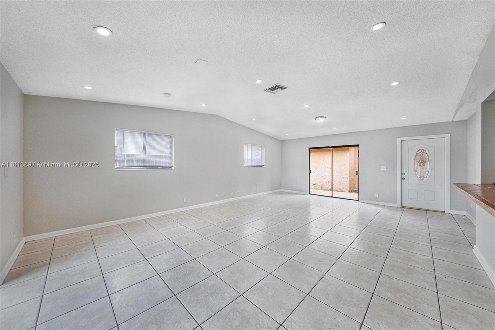 7606 SW 8th Ct, North Lauderdale, Florida image 23