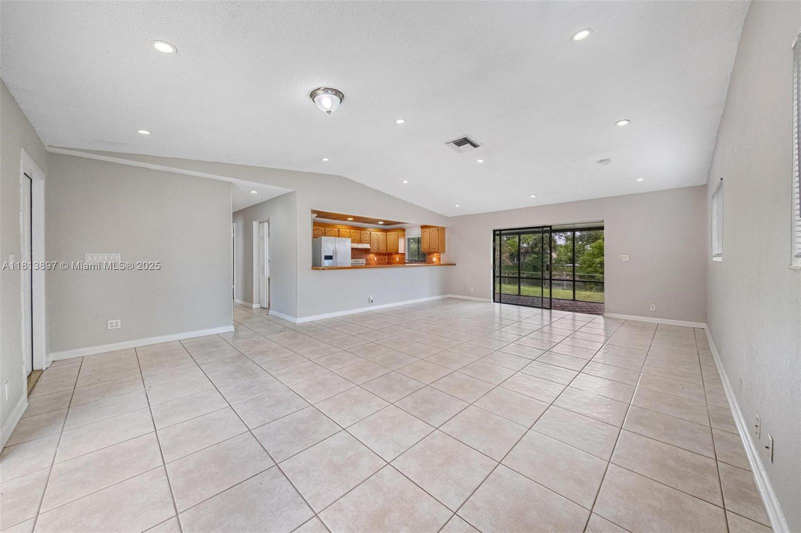 7606 SW 8th Ct, North Lauderdale, Florida image 27