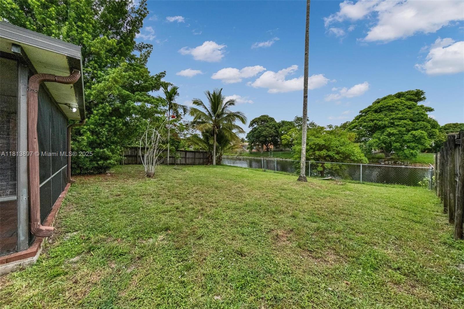 7606 SW 8th Ct, North Lauderdale, Florida image 36