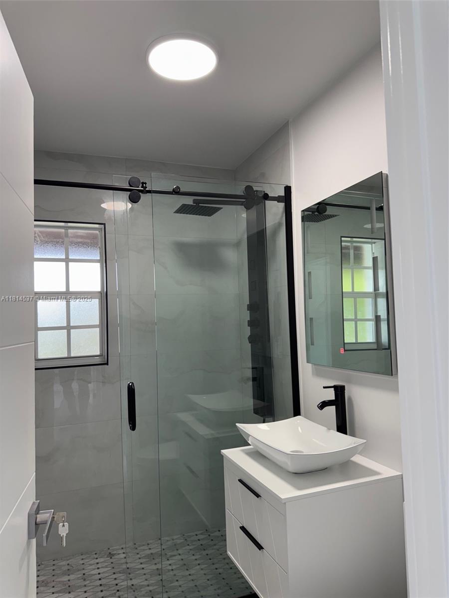 1628 Arthur St, Hollywood, Florida image 11