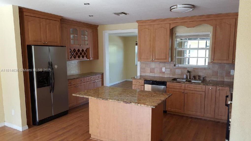 3961 Park Ln, Palm Springs, Florida image 3