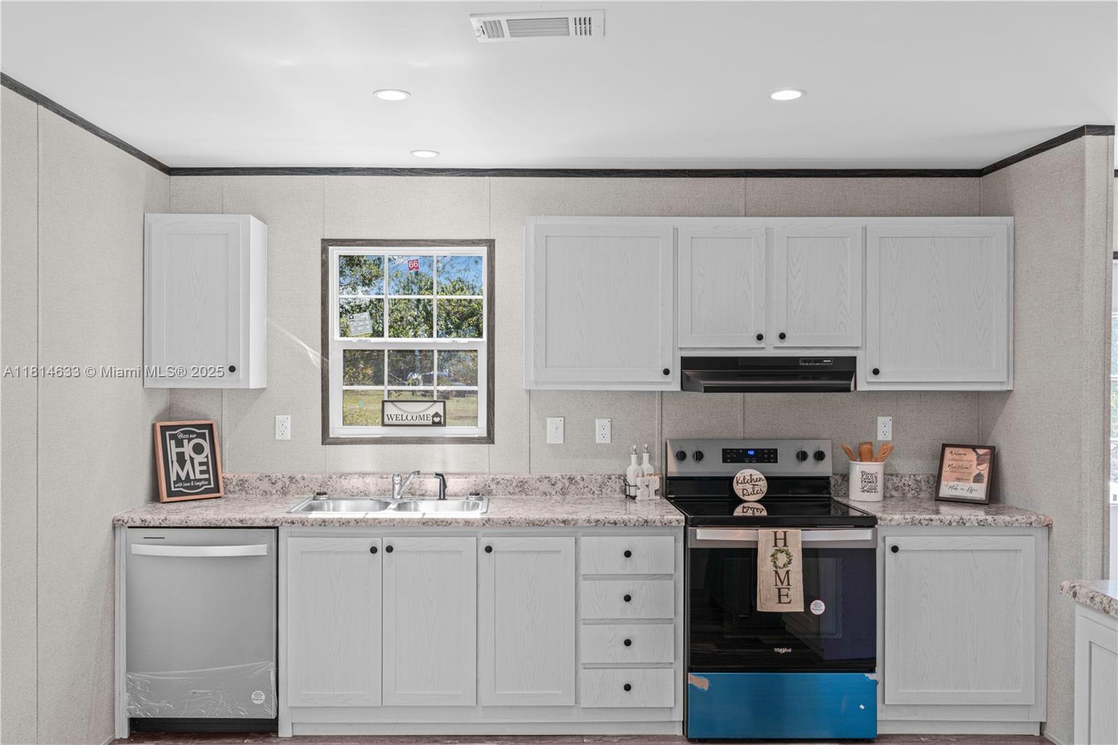 8426 Sweden Blvd, Port Charlotte, Florida image 15