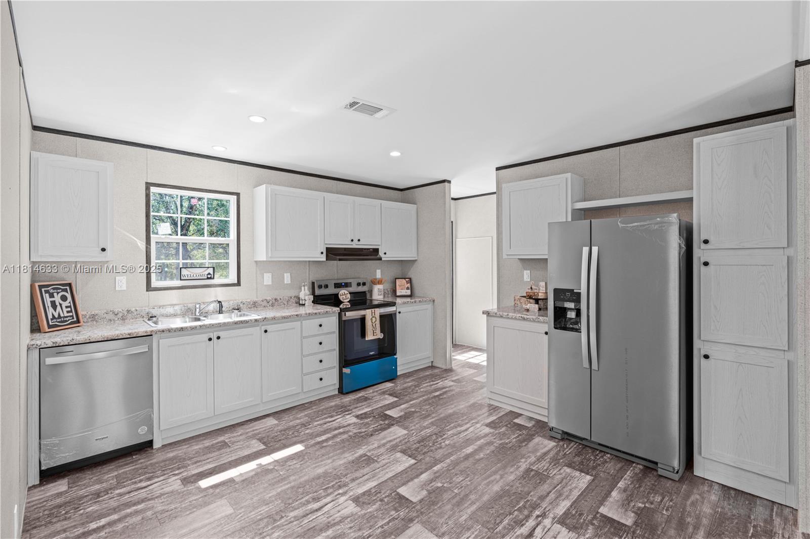 8426 Sweden Blvd, Port Charlotte, Florida image 16